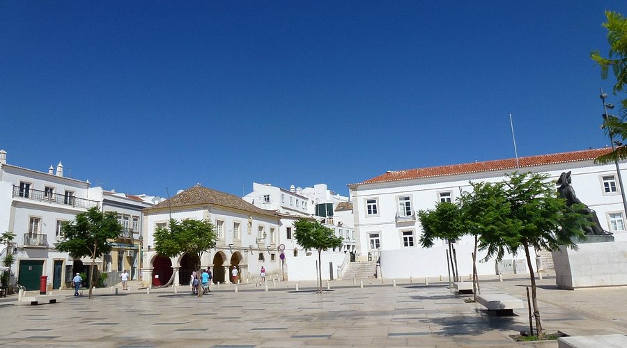 Lagos Historic Center and Slave Market